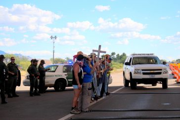 soaw border checkpoint