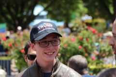 anti trump counter protest