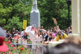 anti trump counter protest